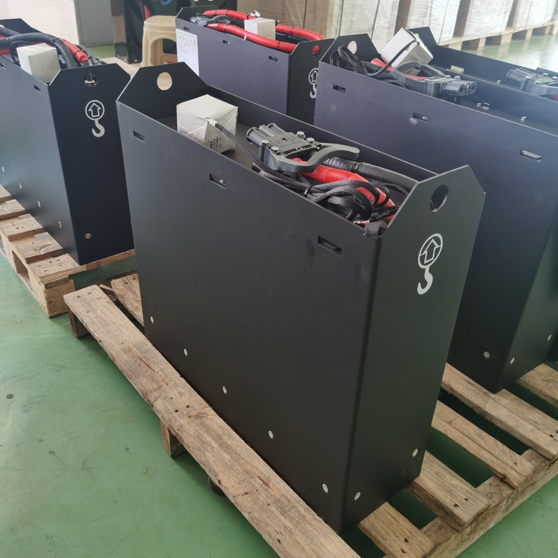 Zastosowanie Czarny 173 Ah 25,6 V Litowo-Jonowy akumulator do wózka widłowego elektrycznego
